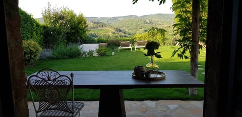 Patio, Garden, Garden, Balcony/Terrace, Seating area, On site, Garden view, Bath