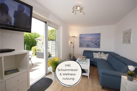 Property building, Communal lounge/ TV room, TV and multimedia, Living room
