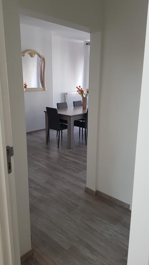 Modern Apartment Second Floor Apartment in Saint-Gilles