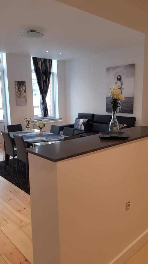Modern Apartment First Floor Apartment in Saint-Gilles