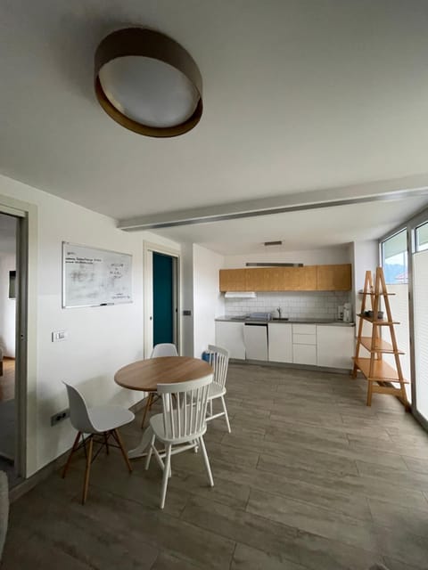 Seating area, Dining area, dishwasher, washing machine, kitchen