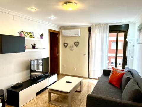 Moderno y acogedor apartamento para 6 personas Apartment in Valencia