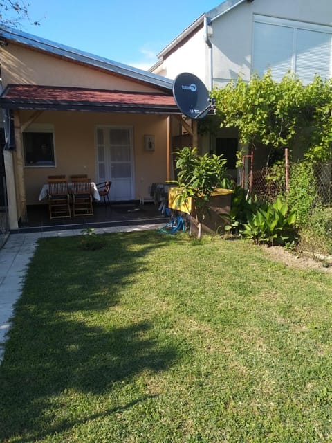 Bungalo Đeković House in Ulcinj Municipality