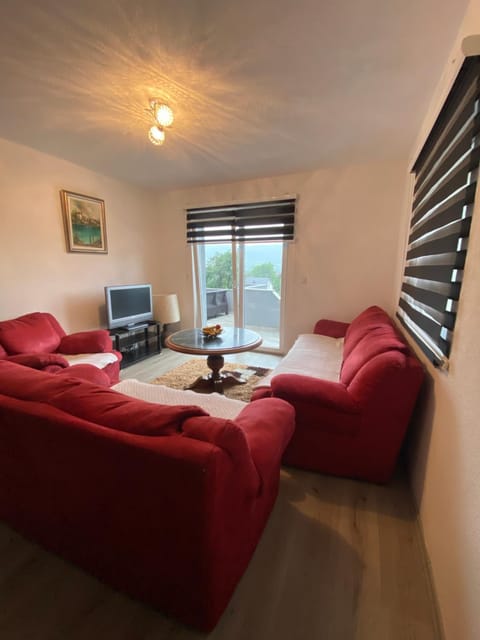 House Enio House in Lika-Senj County