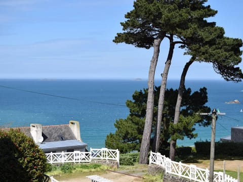 Villa 13 pers avec jardin, WIFI, animaux admis à Perros-Guirec - FR-1-368-169 House in Perros-Guirec