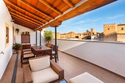 Balcony/Terrace, City view