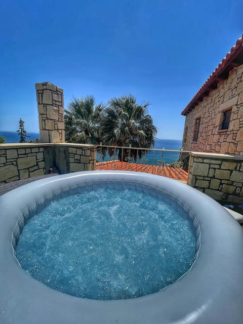 Property building, Hot Tub, Hot Tub