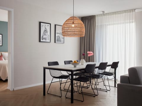 Living room, Seating area, Dining area