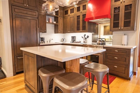 The Village at Palisades Tahoe Hotel in Palisades Tahoe (Olympic Valley)