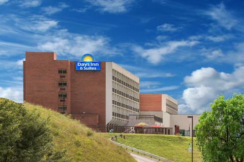 Property building, On site