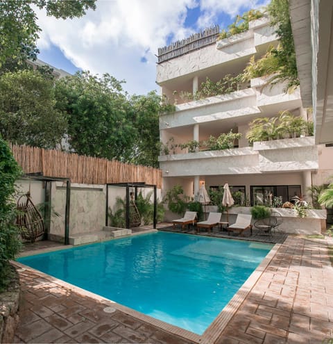 Property building, Swimming pool, Swimming pool
