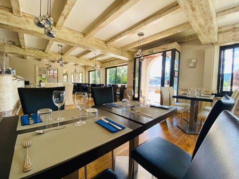 Hotel Restaurant Le Chalet au bord du lac Hotel in Gérardmer