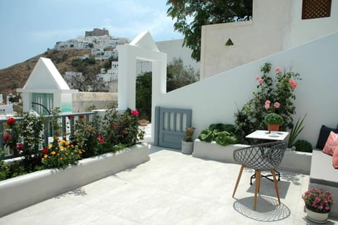 Patio, Natural landscape, View (from property/room), Balcony/Terrace, Mountain view