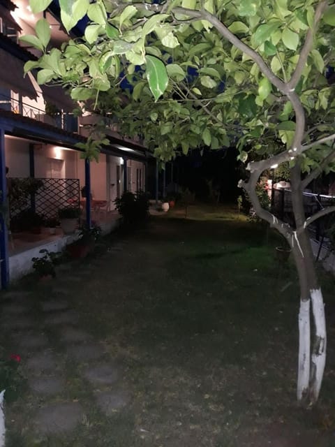 karavagelis rooms Apartment hotel in Euboea