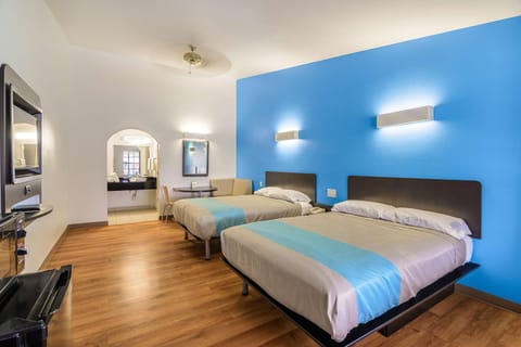 TV and multimedia, Seating area, Bedroom, On site
