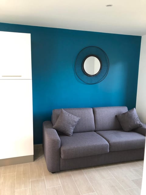 La petite maison des gîtes de Joséphine House in Centre-Val de Loire