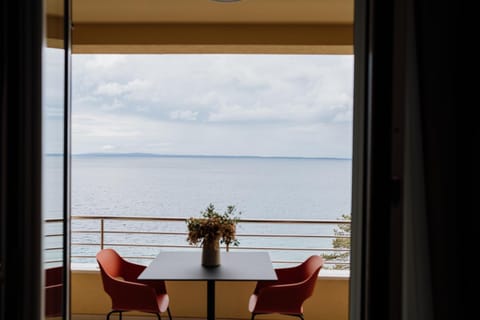 View (from property/room), Balcony/Terrace, Sea view