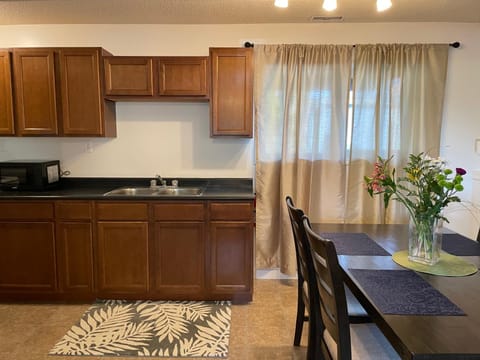 Bellissma Suite formerly known as Sweet Suite House in Vancouver Island