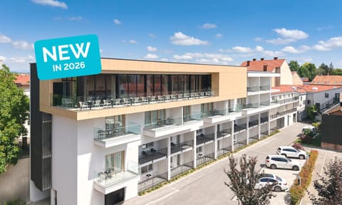Property building, Day, Neighbourhood, City view, Street view, Location, Parking