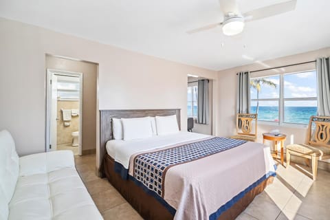 La Terrace Oceanfront Hotel in Hollywood Beach