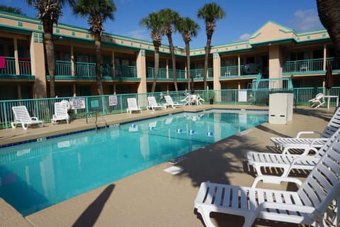 On site, Pool view, Swimming pool, Swimming pool