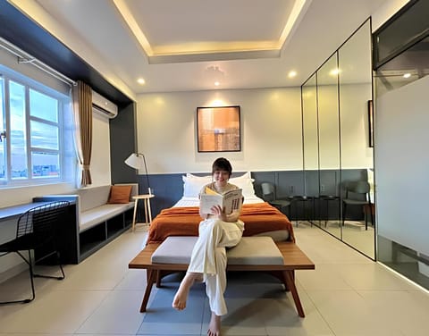 Bed, Photo of the whole room, Bedroom