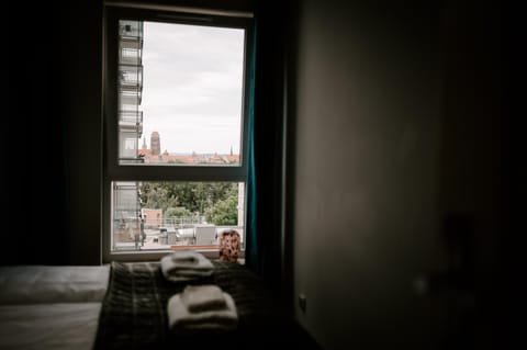 Bed, View (from property/room), Photo of the whole room, City view