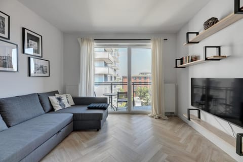 TV and multimedia, Balcony/Terrace, Living room, Seating area