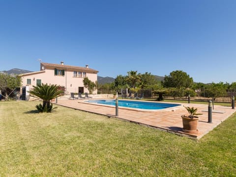 Garden, Swimming pool, Swimming pool