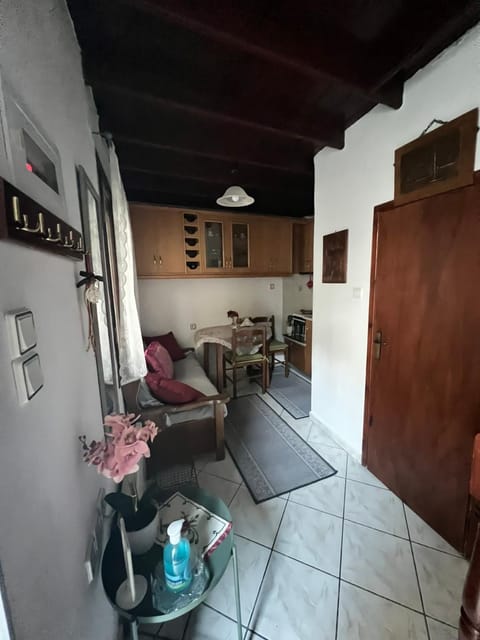 Dameli Apartment in İzmir Province