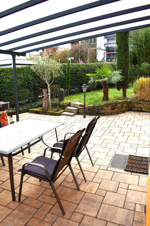 Patio, Garden, Seating area, Dining area, Garden view