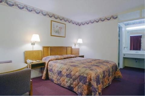 Americas Best Value Inn Loudon Lenoir City Motel in Watts Bar Lake
