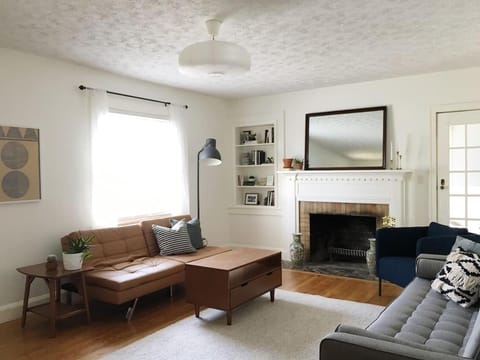 1940's Bungalow near Downtown & UT Campus House in Knoxville