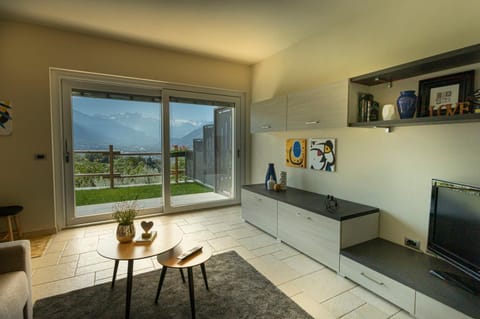 TV and multimedia, Balcony/Terrace, Living room, Seating area