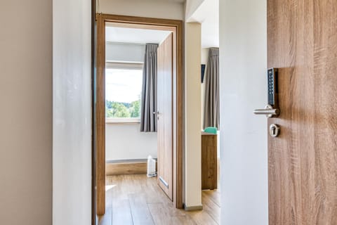 HOTEL L'AVENUE Hotel in Wallonia, Belgium