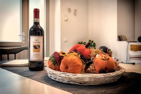 Food and drinks, Dining area, Autumn