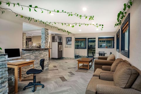 Lobby or reception, On site