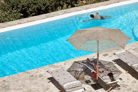 Swimming pool, Swimming pool
