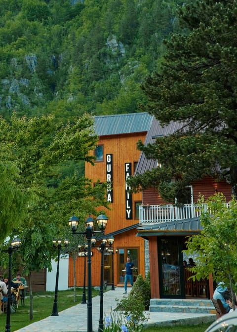 'Gurra Family' Guesthouse Bed and Breakfast in Montenegro