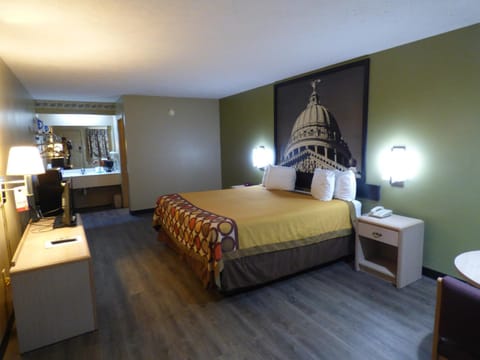 Photo of the whole room