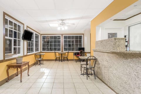 Lobby or reception, On site