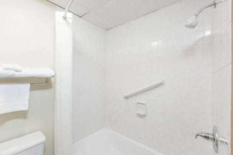 Bathroom, Photo of the whole room, On site