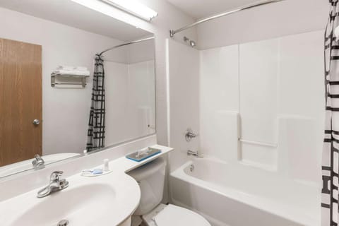 Bathroom, Photo of the whole room, On site