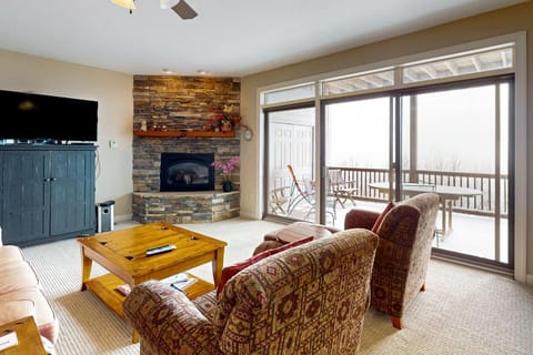 Reserve 02-D Apartment in Sugar Mountain