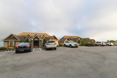 Reserve 36-D Apartment in Sugar Mountain