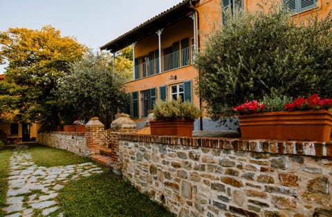 Property building, Garden, Garden view
