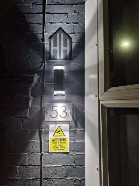 Highfields House - Free Wifi - Free Local Parking Bed and Breakfast in Sheffield