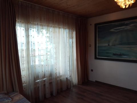 Guest House Amazonka Bed and Breakfast in Varna