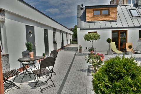 Garden, Garden view