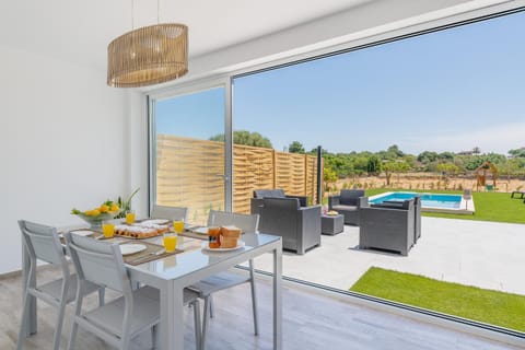 Balcony/Terrace, Dining area